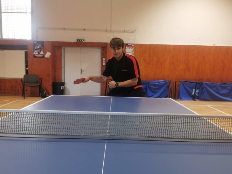 Peter ping pong